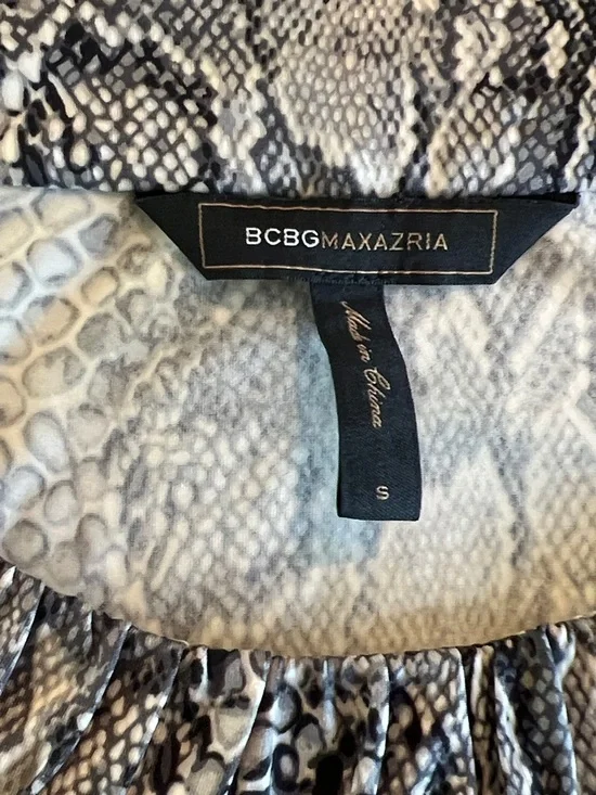 BCBGMaxAzria Black & White Snake Print knee length dress - Picture 3 of 4